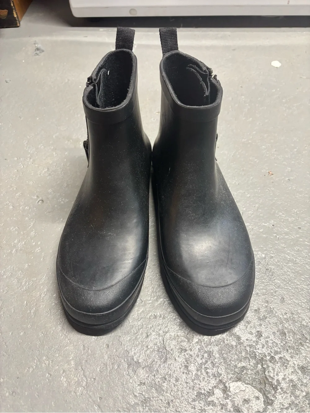 Madewell Matte Black Chelsea Zip Rain Booties